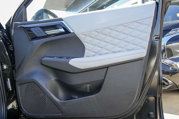2024 Mitsubishi Outlander PHEV Exceed ZM thumb-18