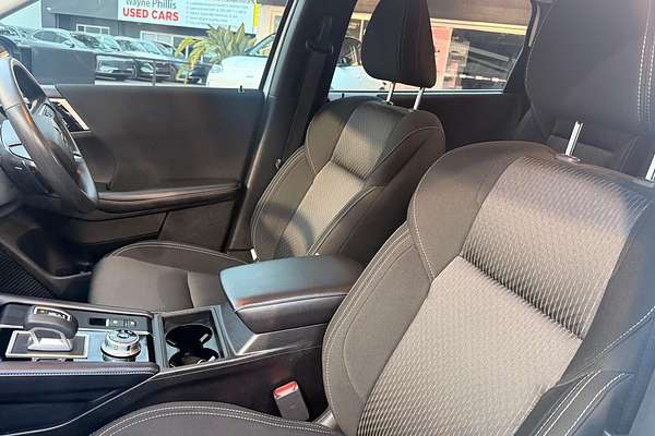 2024 Mitsubishi Outlander ES ZM thumb-17