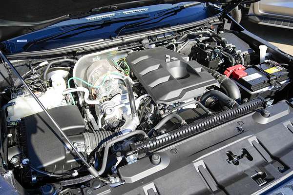 2026 Mitsubishi Triton GLS MV 4X4 thumb-7