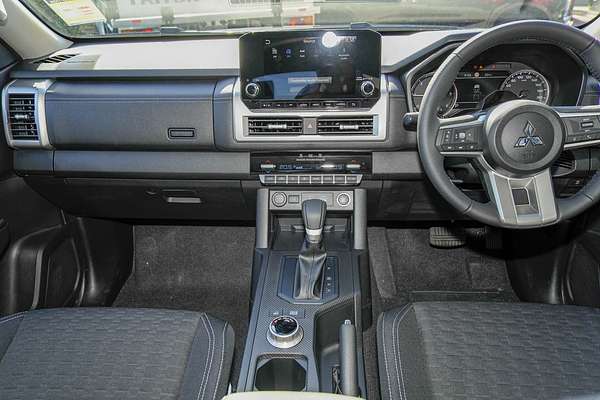 2026 Mitsubishi Triton GLS MV 4X4 thumb-17