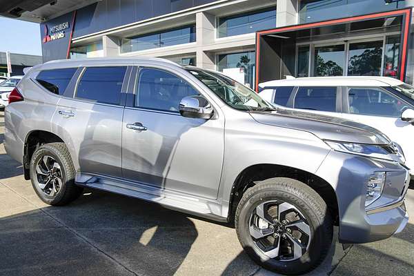 2025 Mitsubishi Pajero Sport Exceed QG thumb-4