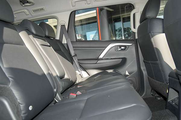 2025 Mitsubishi Pajero Sport Exceed QG thumb-7