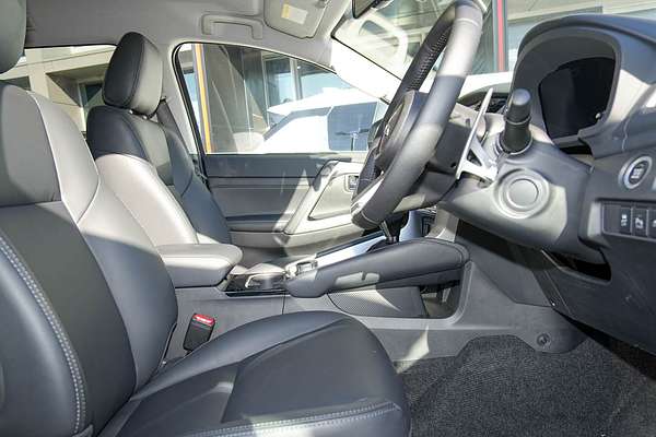 2025 Mitsubishi Pajero Sport Exceed QG thumb-8