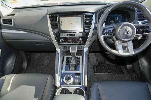 2025 Mitsubishi Pajero Sport Exceed QG thumb-16