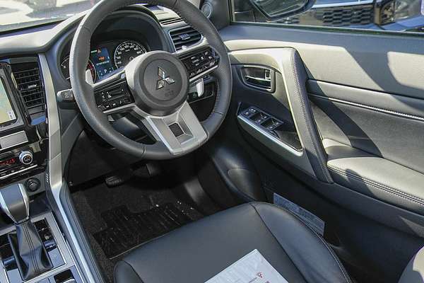2025 Mitsubishi Pajero Sport GLS QG thumb-17