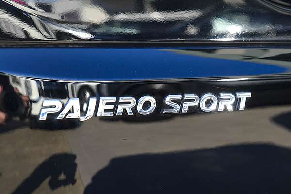2025 Mitsubishi Pajero Sport GLS QG thumb-19