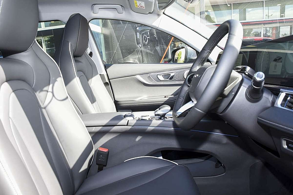 2026 Chery Tiggo 7 Super Hybrid Ultimate T32 thumb-9