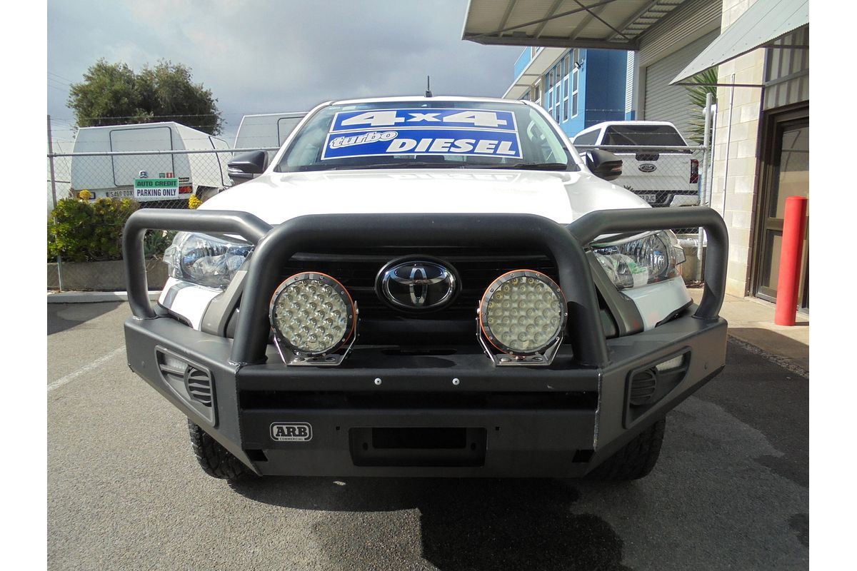 2021 Toyota Hilux SR GUN126R 4X4