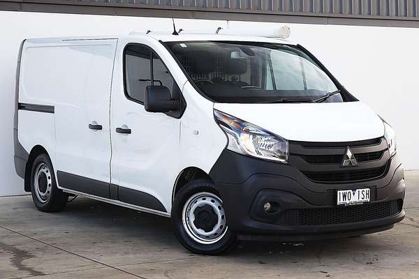 2022 Mitsubishi Express GLX SN SWB