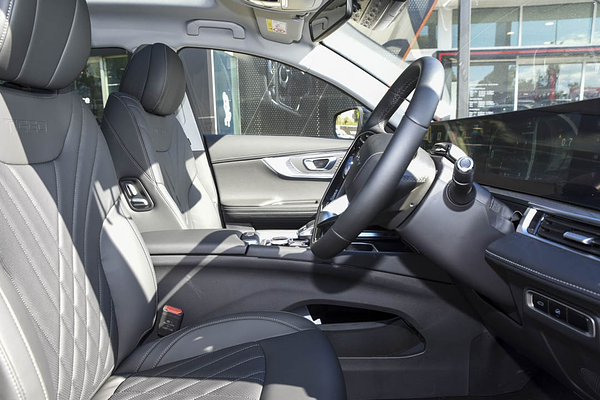 2025 Chery Tiggo 8 Pro Max Ultimate AWD thumb-9