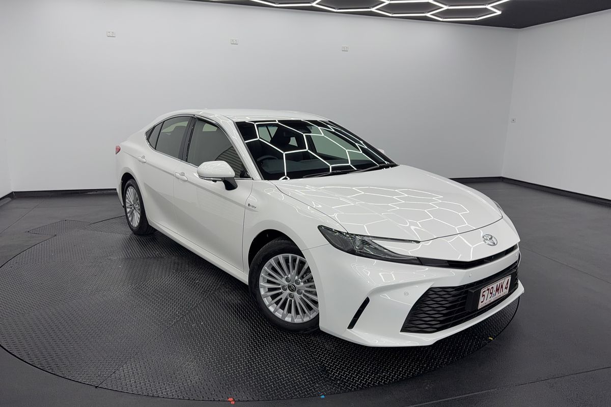 2025 Toyota Camry Ascent AXVH80R