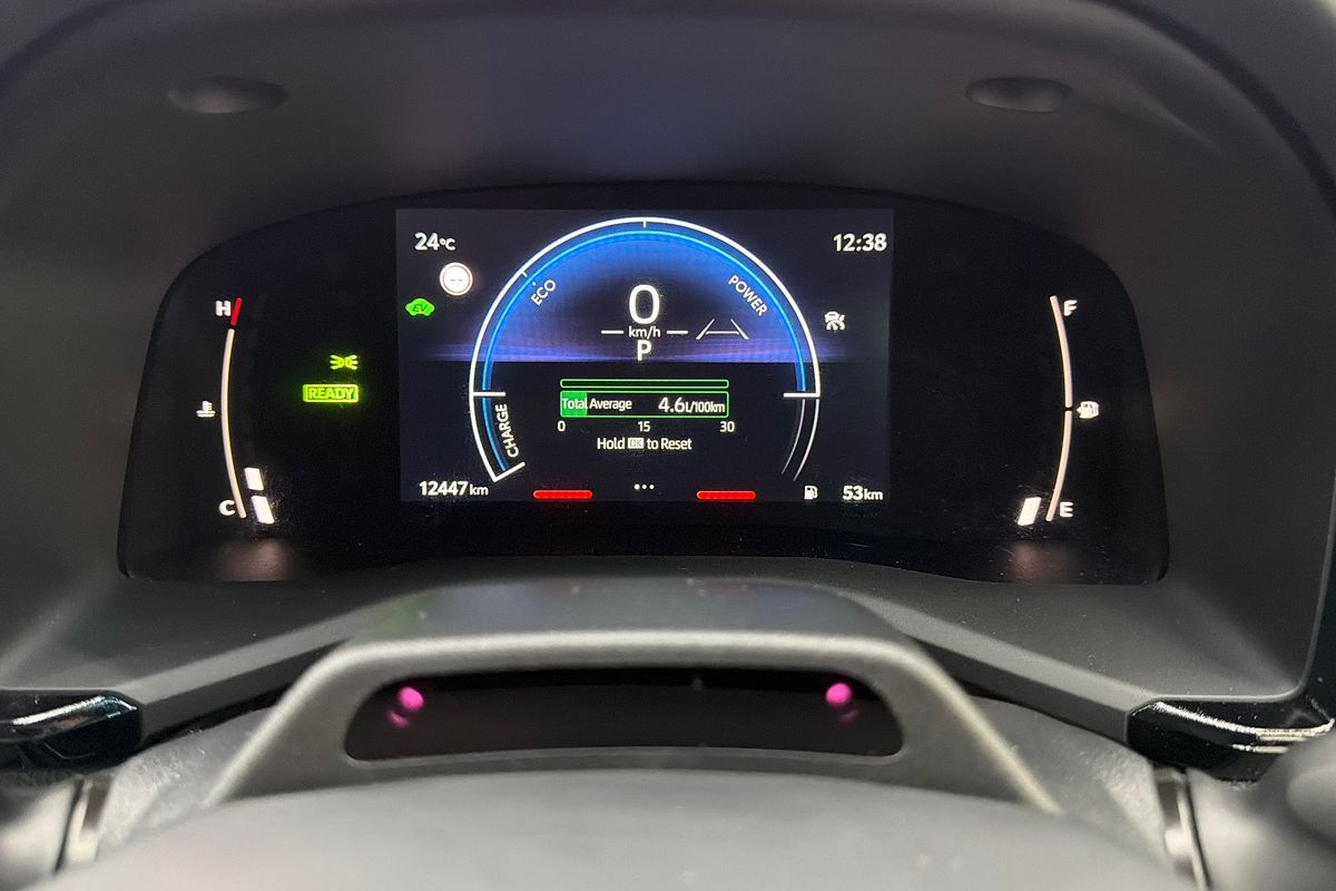 2025 Toyota Camry Ascent AXVH80R