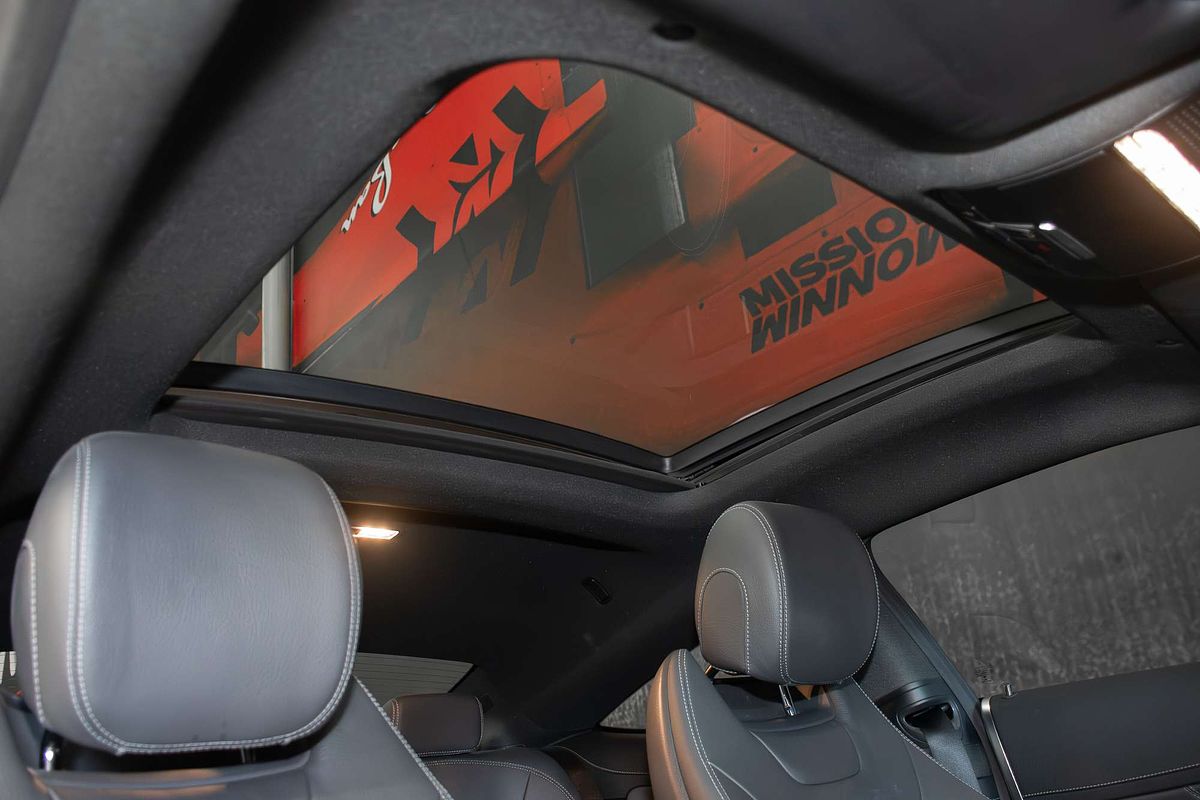 2019 Mercedes-Benz C-Class C300 C205