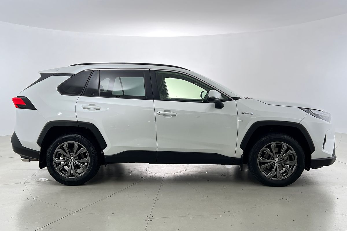 2024 Toyota RAV4 GXL AXAH52R
