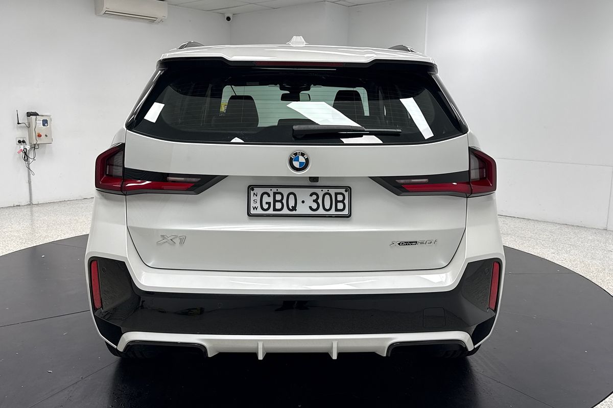 2024 BMW X1 xDrive20i U11