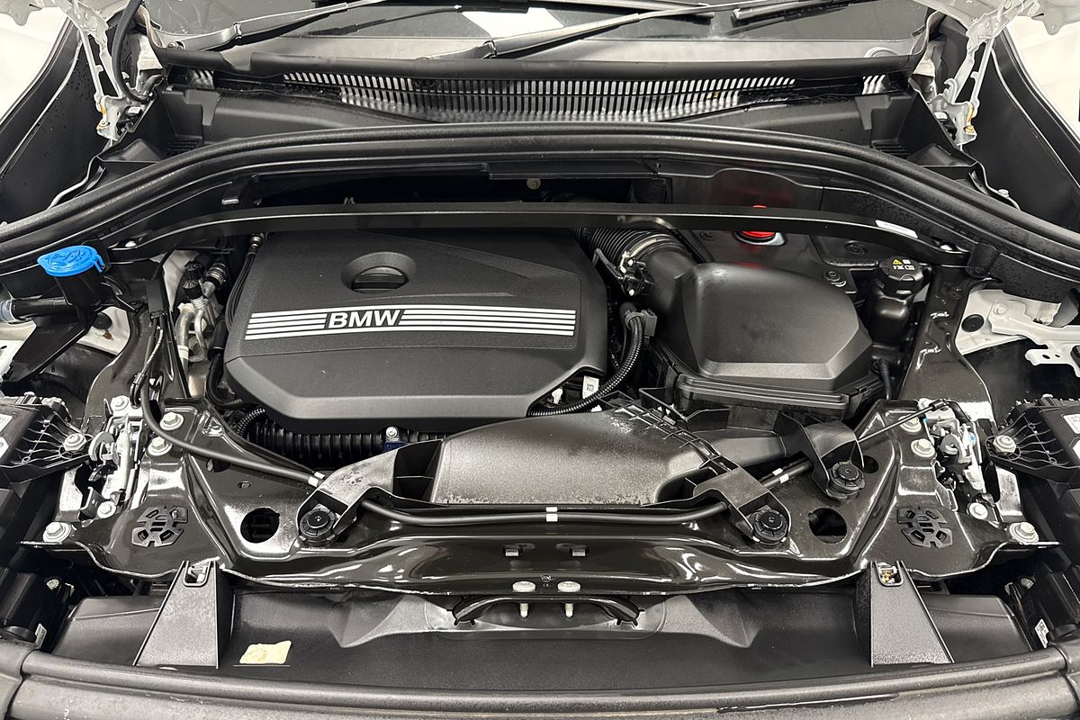 2024 BMW X1 xDrive20i U11