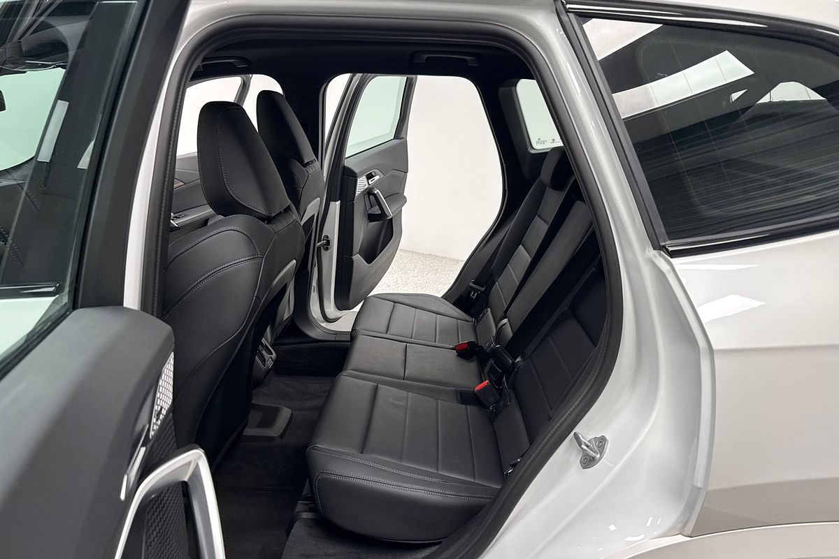 2024 BMW X1 xDrive20i U11