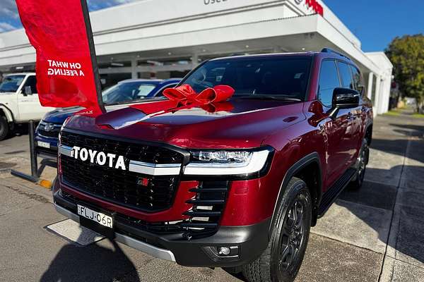 2024 Toyota Landcruiser GR Sport FJA300R
