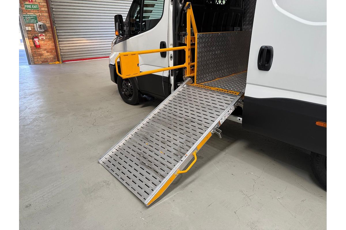 2022 IVECO Daily 35S14V