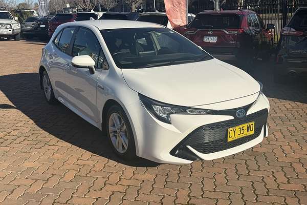 2020 Toyota Corolla Ascent Sport MZEA12R