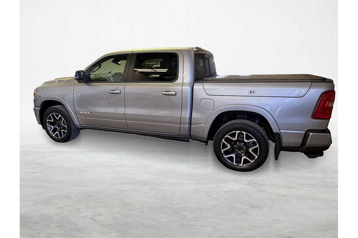 2024 RAM 1500 Laramie Sport Hurricane SO RamBox DT 4X4 SWB