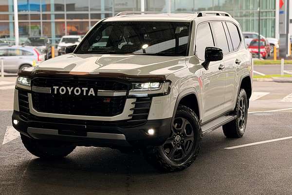 2022 Toyota Landcruiser GR Sport FJA300R
