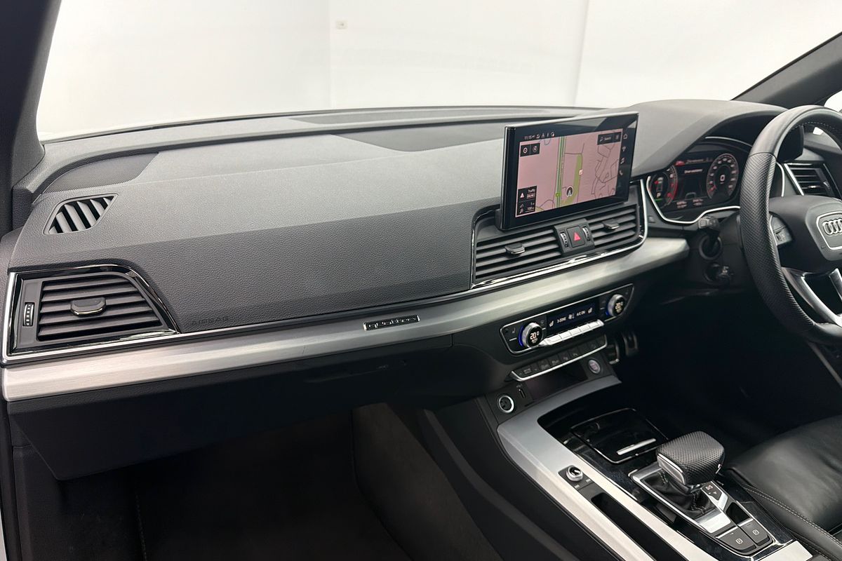 2022 Audi Q5 45 TFSI S line FY