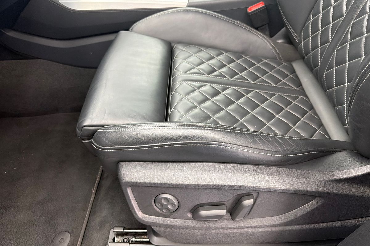 2022 Audi Q5 45 TFSI S line FY