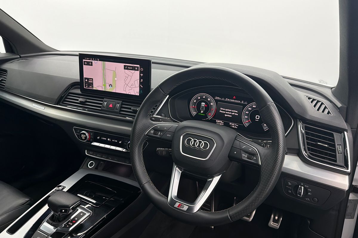 2022 Audi Q5 45 TFSI S line FY