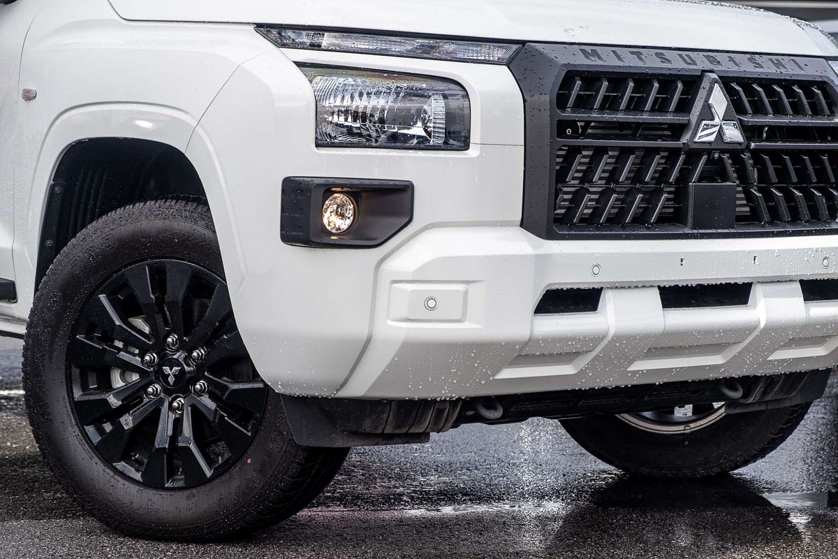 2026 Mitsubishi Triton GLX-R MV