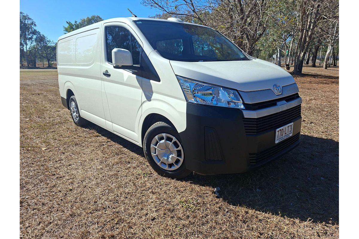 2024 Toyota Hiace GDH300R LWB