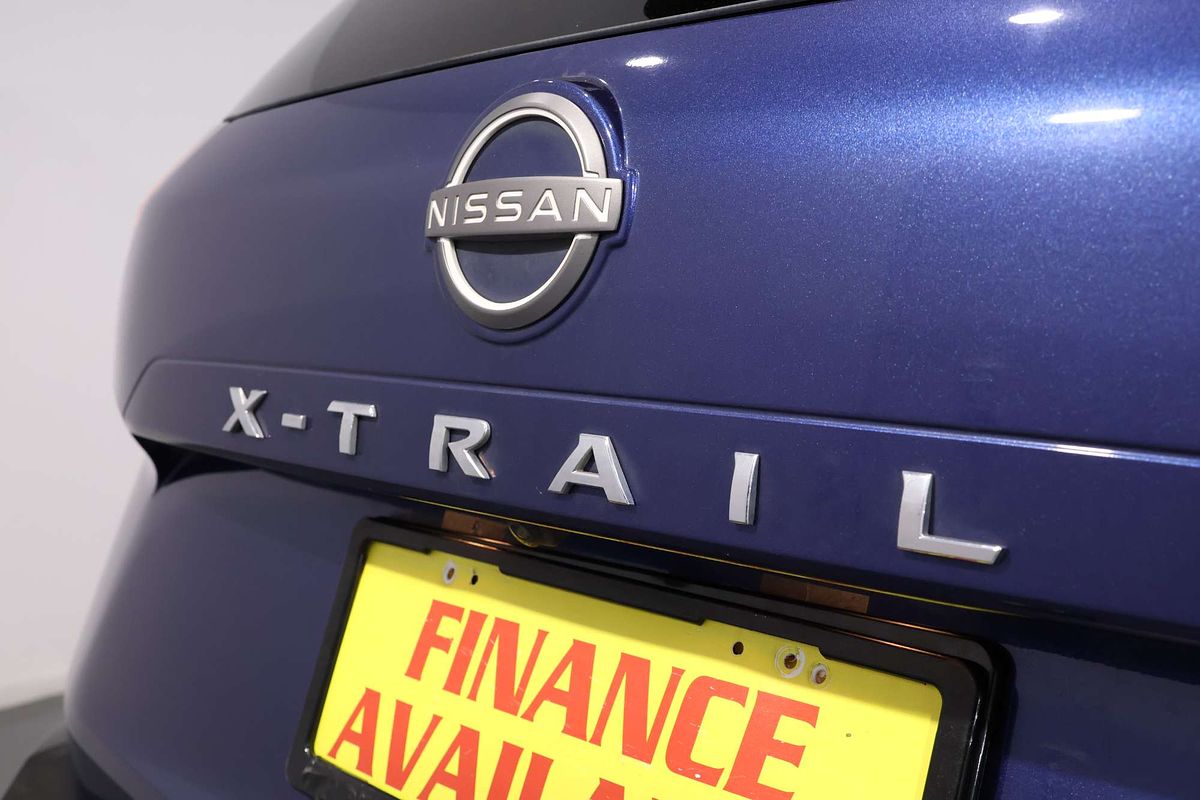 2022 Nissan X-TRAIL ST-L T33