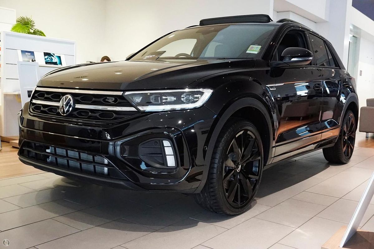 2025 Volkswagen T-Roc 140TSI R-Line D11