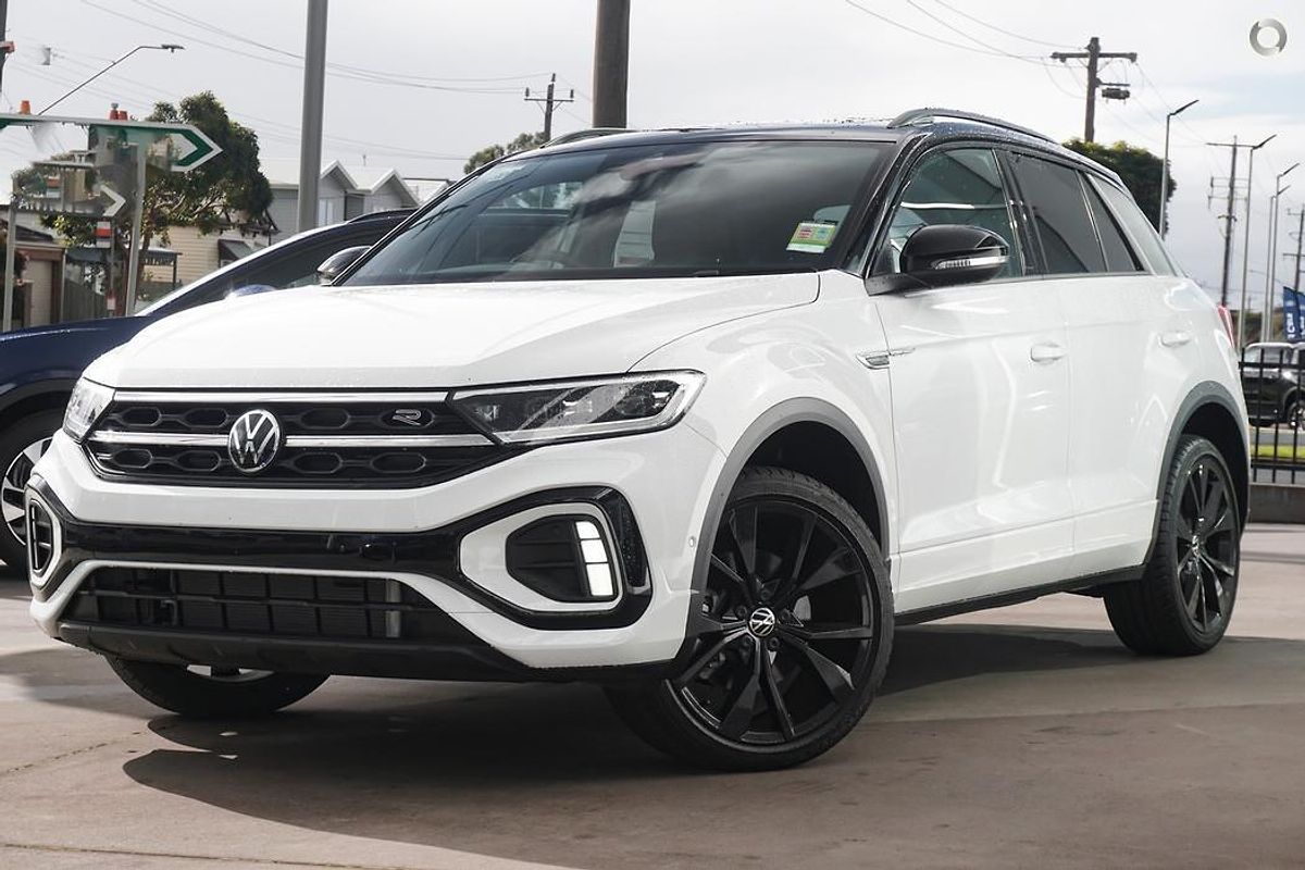 2025 Volkswagen T-Roc 140TSI R-Line D11