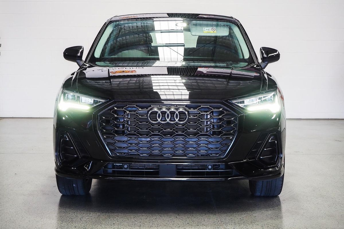 2022 Audi Q3 35 TFSI S line F3