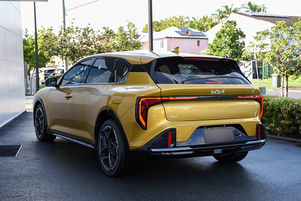 2025 Kia K4 GT-Line CL4m thumb-5