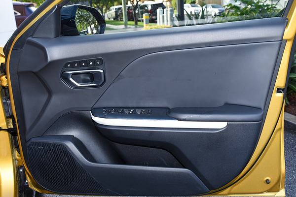 2025 Kia K4 GT-Line CL4m thumb-14