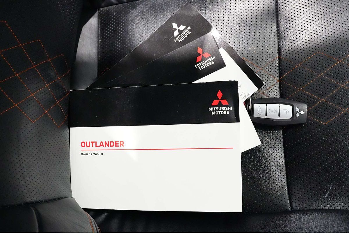 2021 Mitsubishi Outlander Exceed Tourer ZM