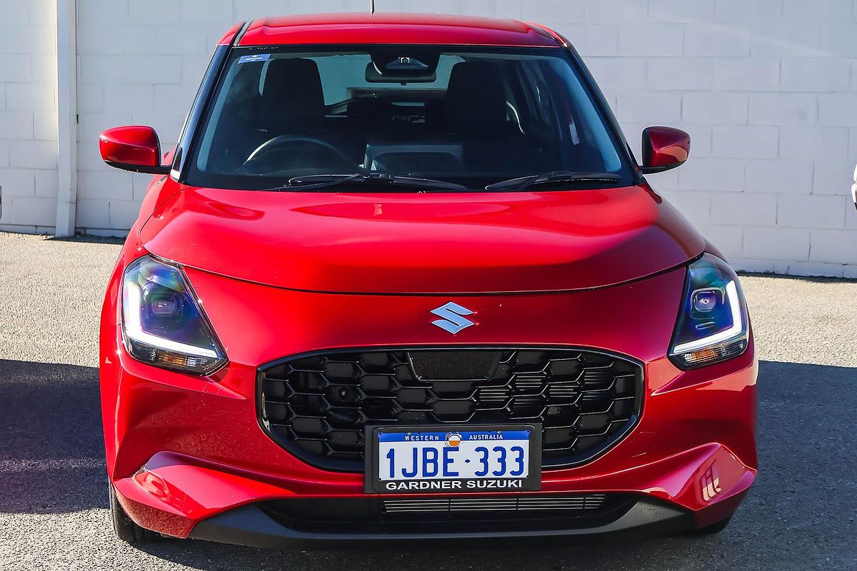 2025 Suzuki Swift Hybrid UZ