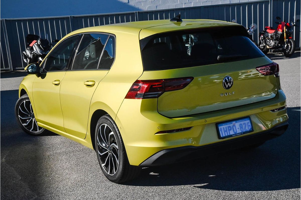 2022 Volkswagen Golf 110TSI Life 8