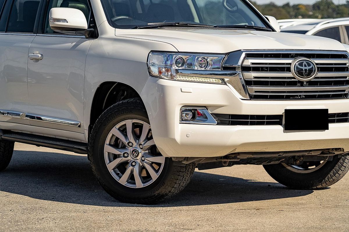 2017 Toyota Landcruiser Sahara VDJ200R