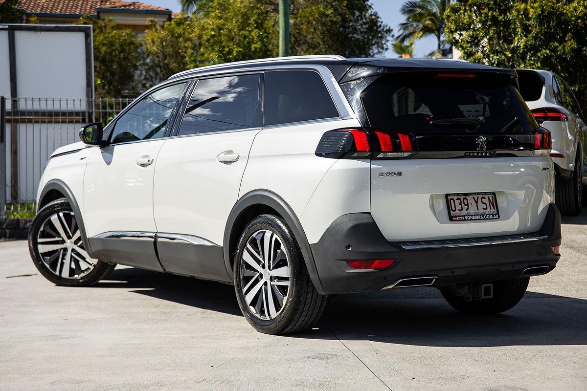 2018 Peugeot 5008 GT P87