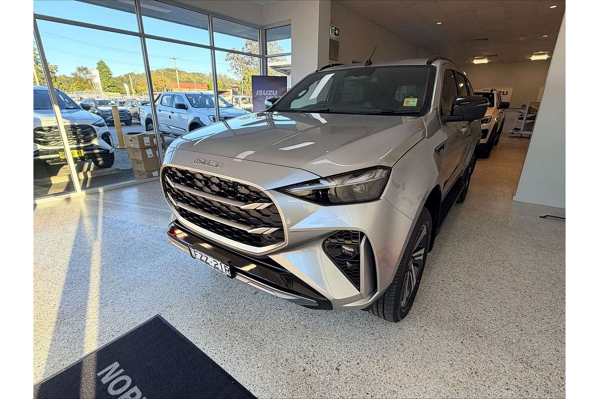 2026 Isuzu MU-X LS-T