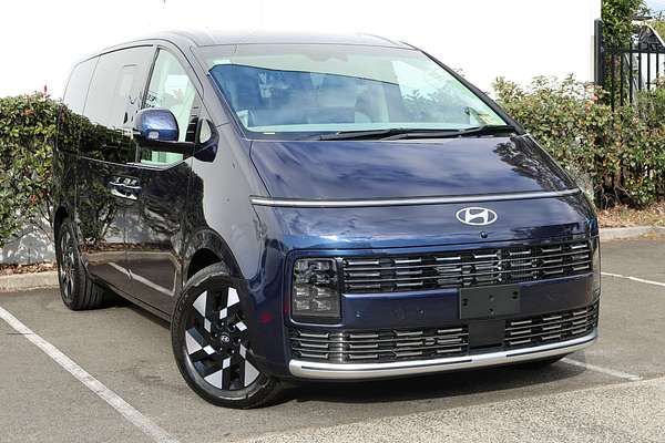 2026 Hyundai STARIA Lounge US4.V4