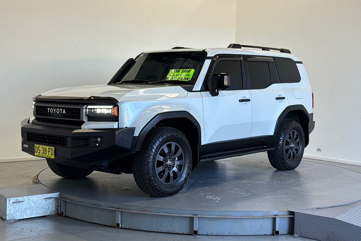 2024 Toyota Landcruiser Prado Altitude GDJ251R