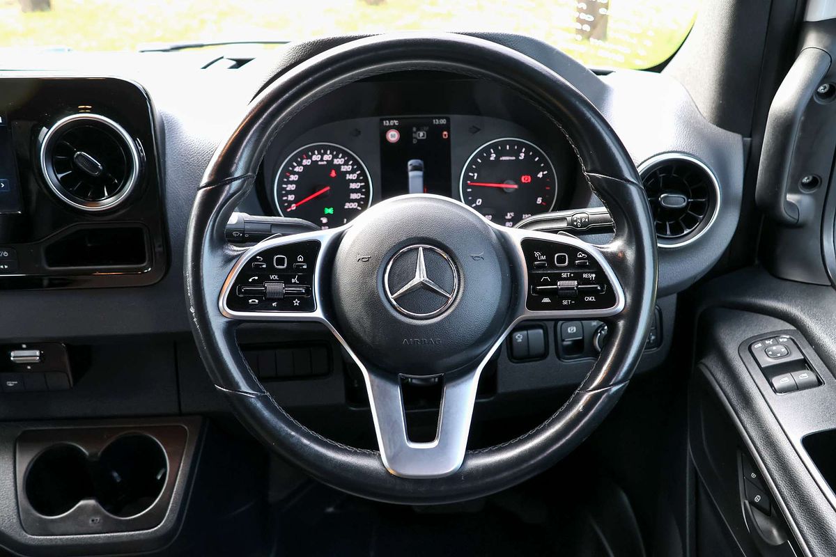 2021 Mercedes-Benz Sprinter 419CDI VS30 MWB Low Roof image 21