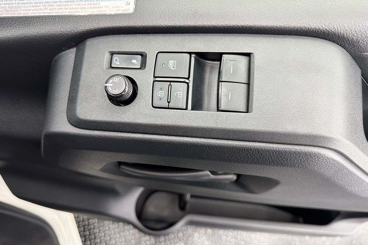 2024 Toyota Hiace GDH300R LWB