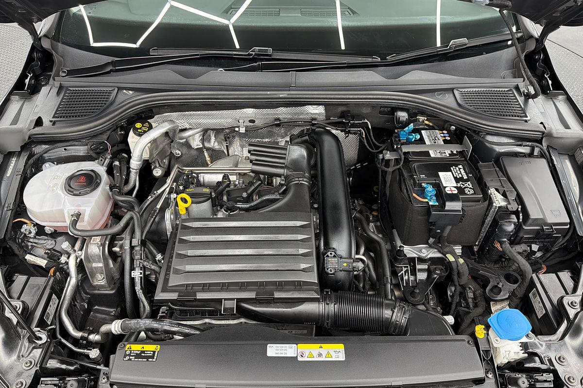 2022 Volkswagen Golf 110TSI Life 8