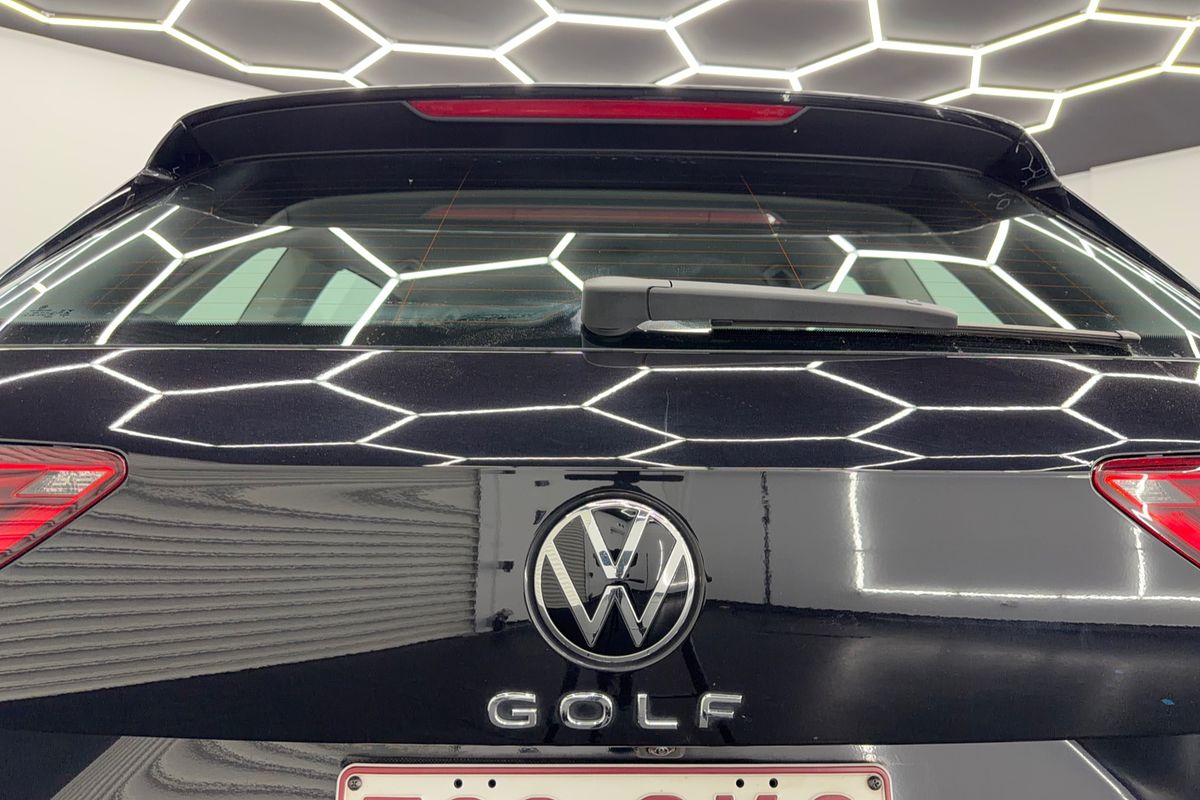 2022 Volkswagen Golf 110TSI Life 8