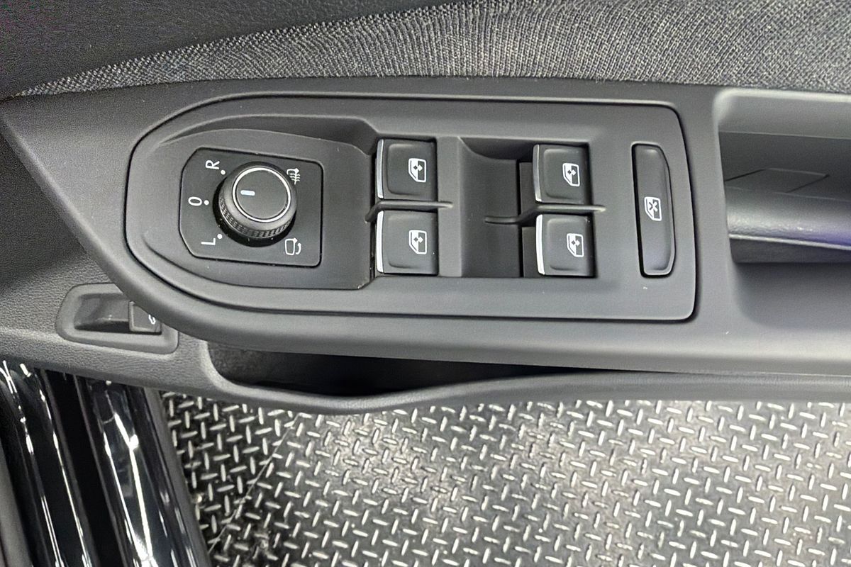 2022 Volkswagen Golf 110TSI Life 8